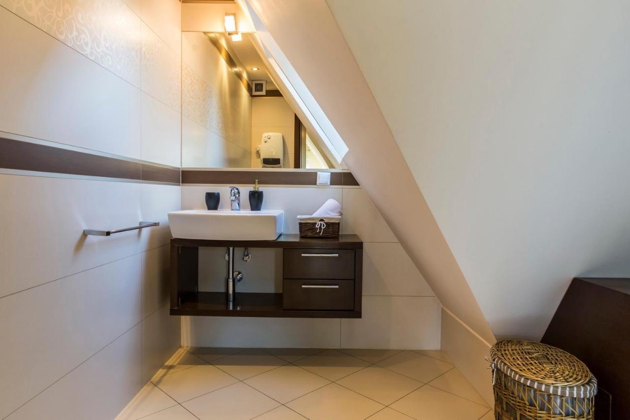 Udanypobyt Apartament Przy Polanie Spa Koscielisko Luaran gambar